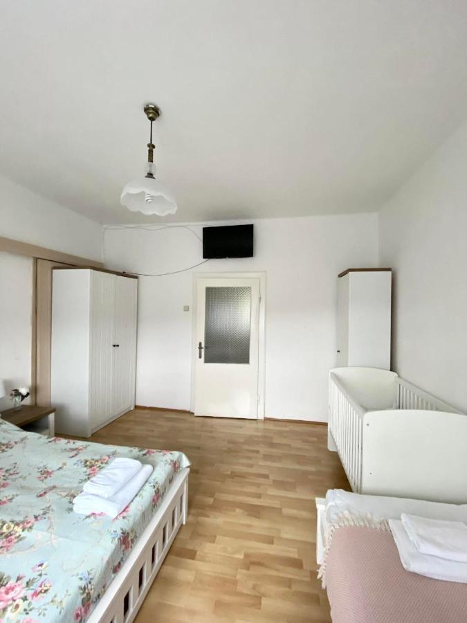 Ferienwohnung Apartman Marketa Bystrice  Exterior foto